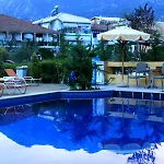 Palmyra Nydri (Lefkada)
