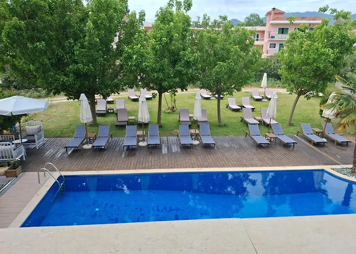 Palmyra Hotel Nydri (Lefkada)